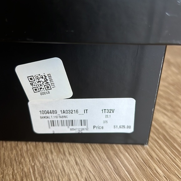 Versace Sandal Heels Jewels Sparkly_Versace Women's Embellished Caged Jelly - Picture 12 of 12